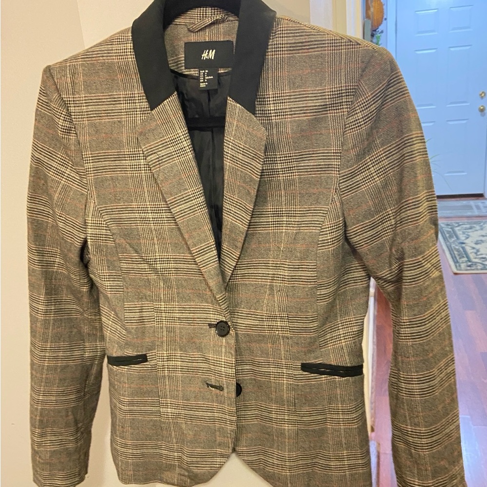 H&M Women's Checkered Blazer - Black and Brown